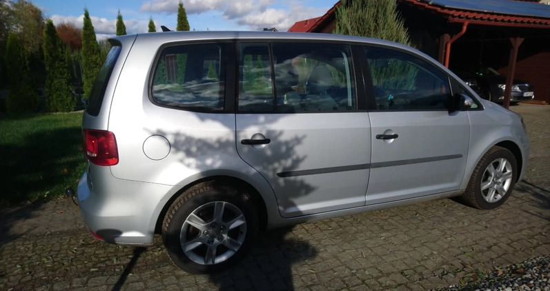 Volkswagen Touran cena 19900 przebieg: 397000, rok produkcji 2010 z Witnica małe 154